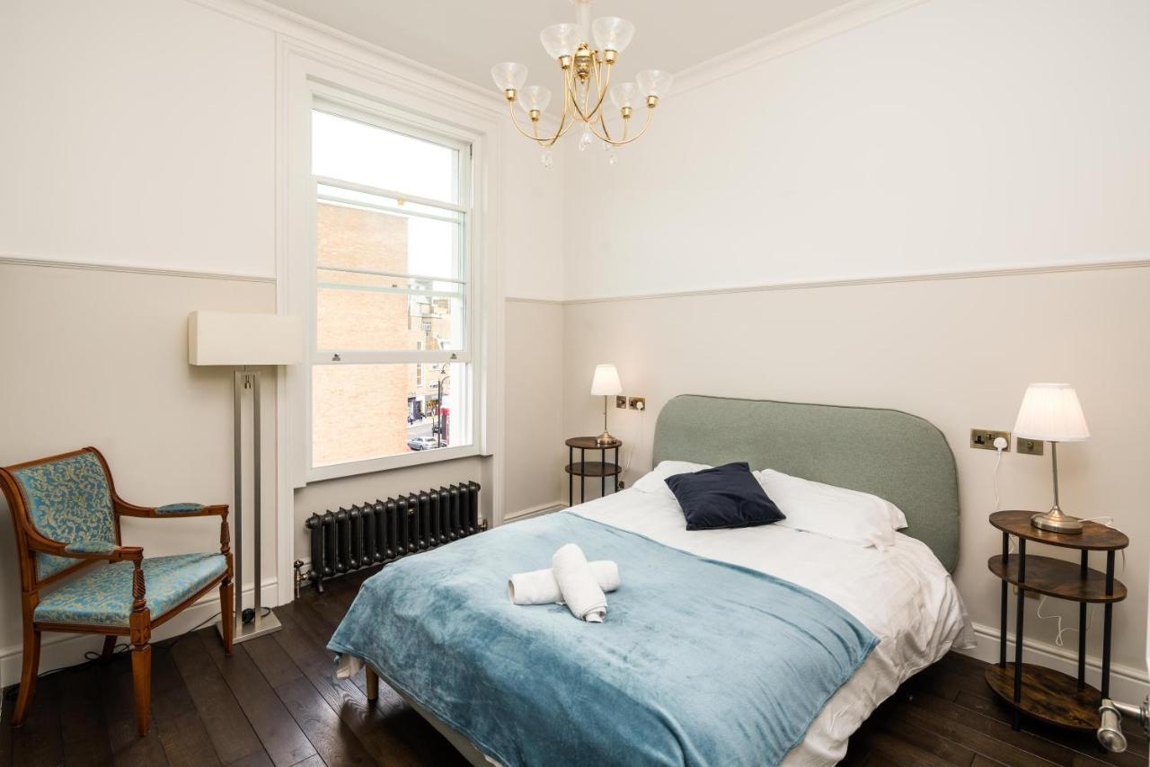 4 Bedroom House Up To 10 People At Heart Of Kensington And Chelsea Londra Esterno foto